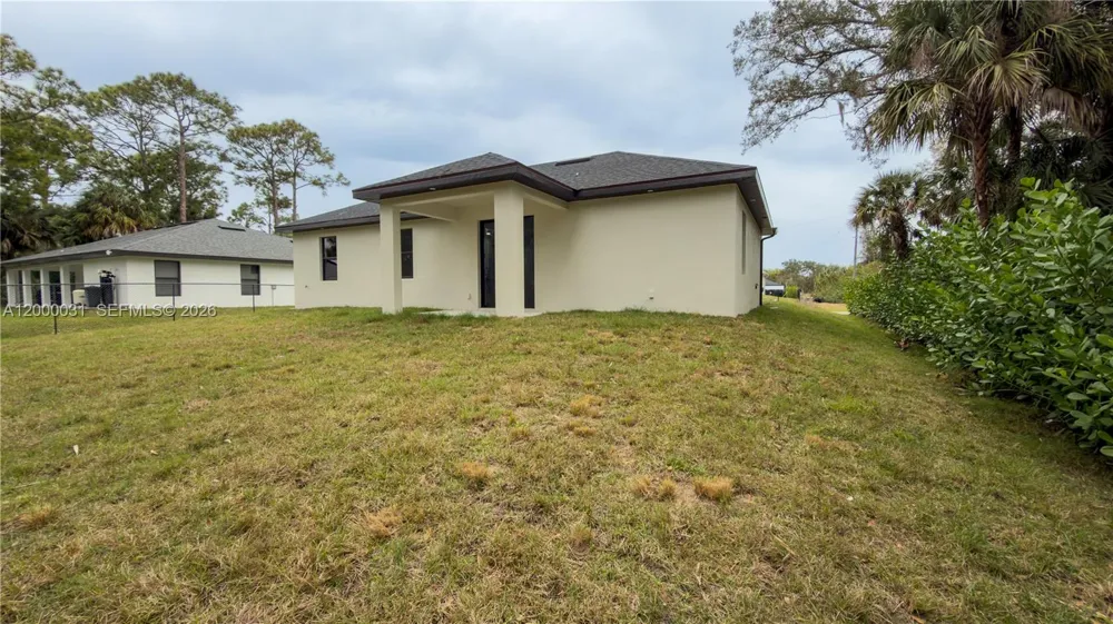 3749 KILARNEY ST Fort Myers, FL 33905