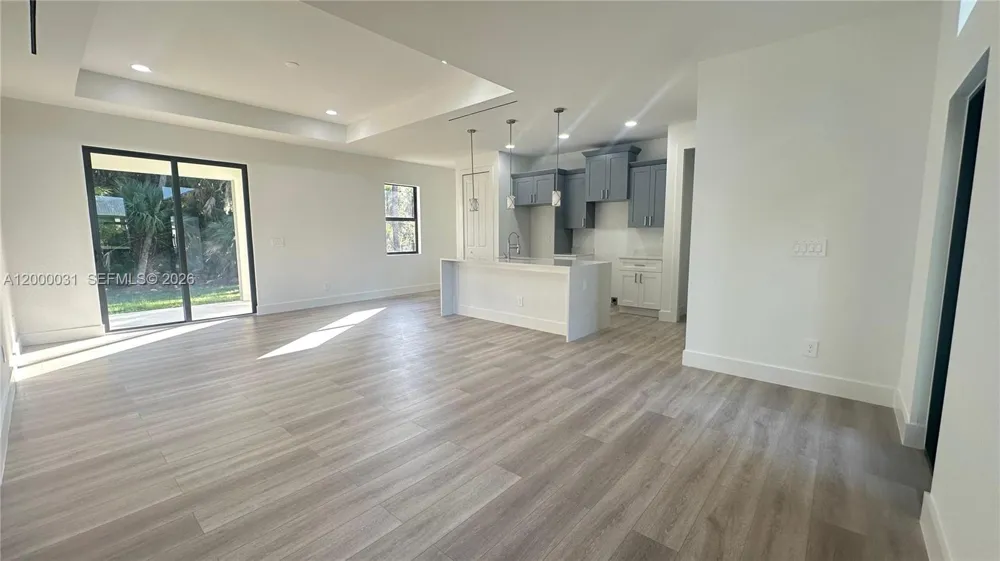3749 KILARNEY ST Fort Myers, FL 33905