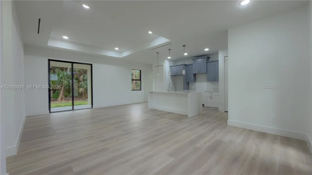 3749 KILARNEY ST Fort Myers, FL 33905