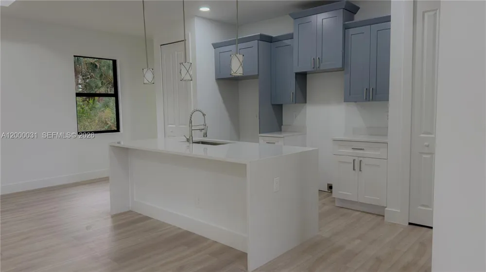 3749 KILARNEY ST Fort Myers, FL 33905