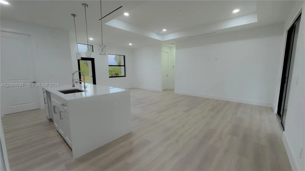 3749 KILARNEY ST Fort Myers, FL 33905