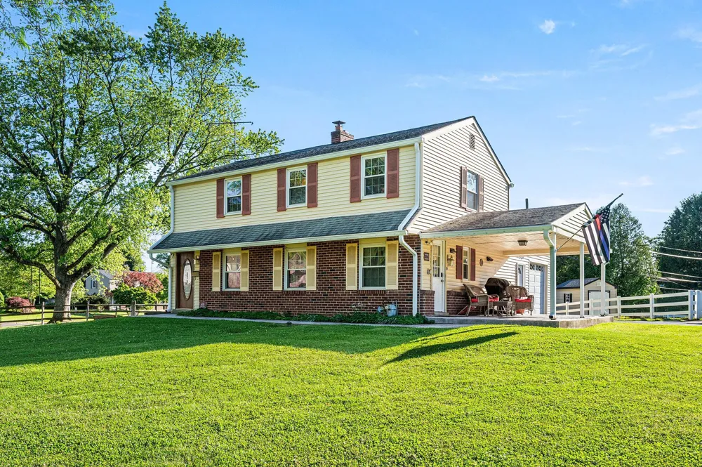 4035 FAIRWAY ROAD Lafayette Hill, PA 19444