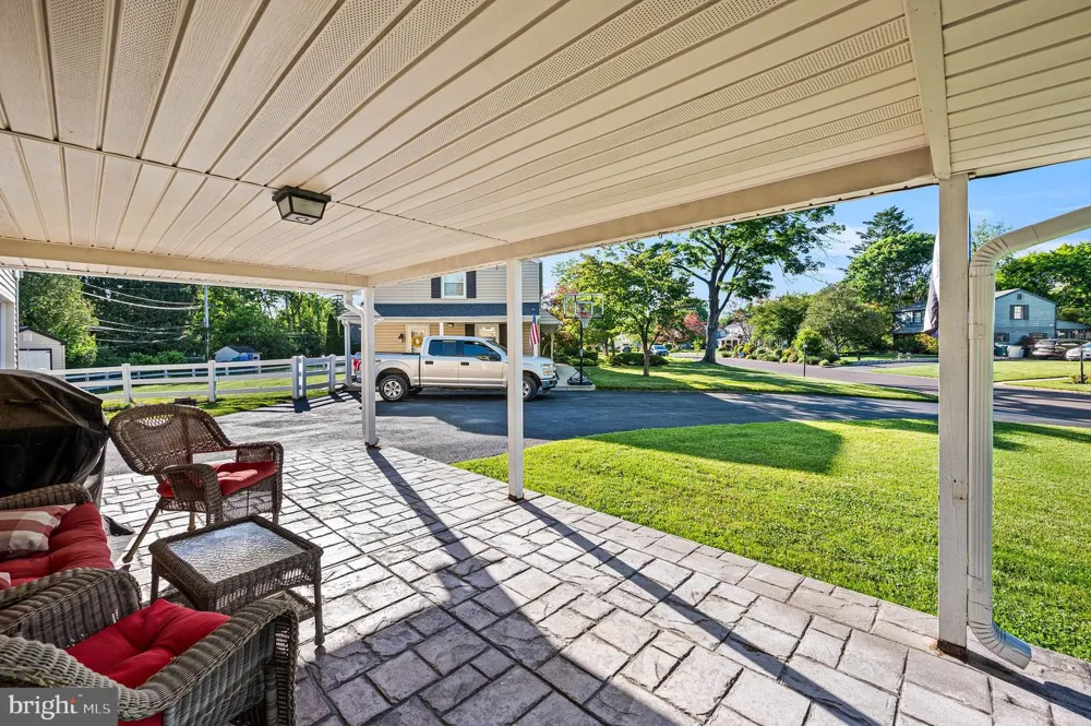 4035 FAIRWAY ROAD Lafayette Hill, PA 19444