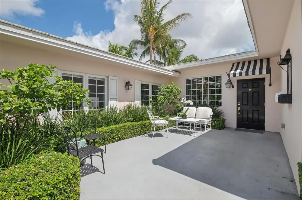 1255 NE 99th St Miami Shores, FL 33138