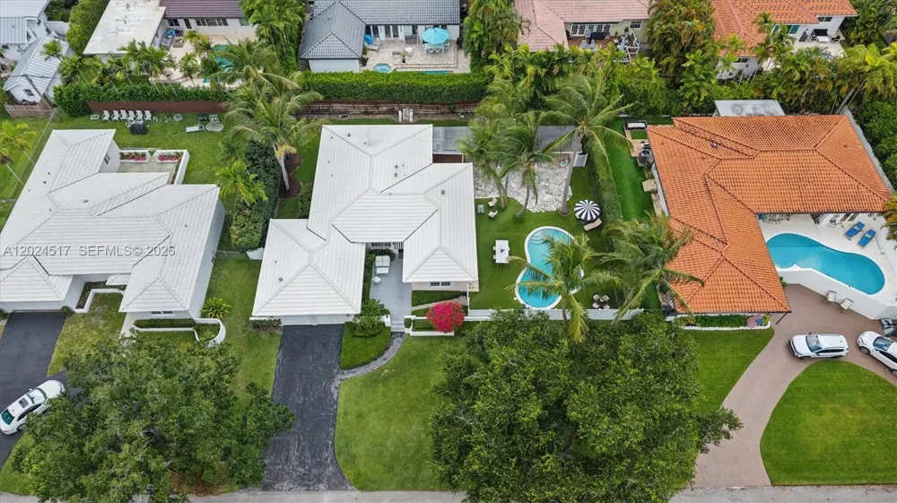 1255 NE 99th St Miami Shores, FL 33138