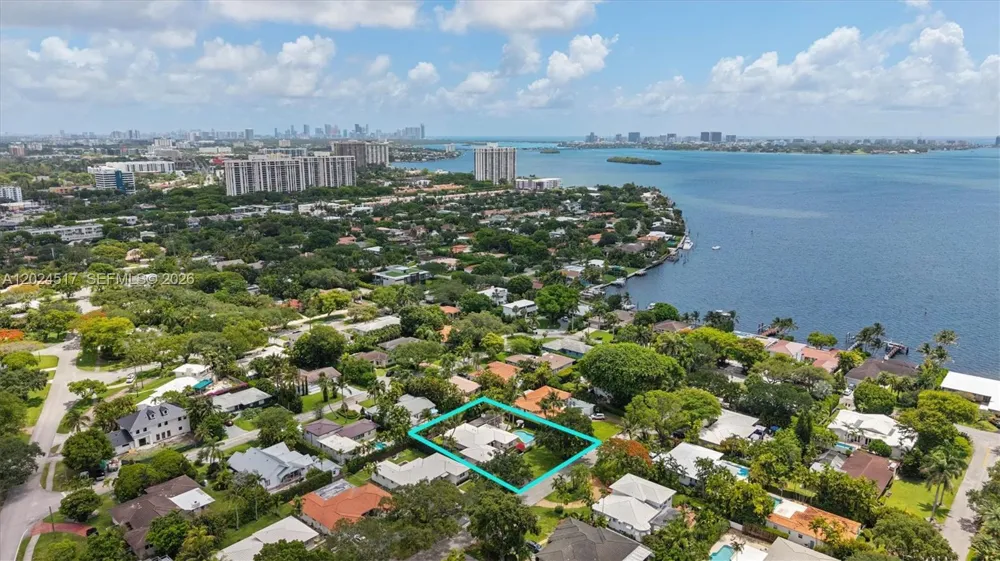 1255 NE 99th St Miami Shores, FL 33138