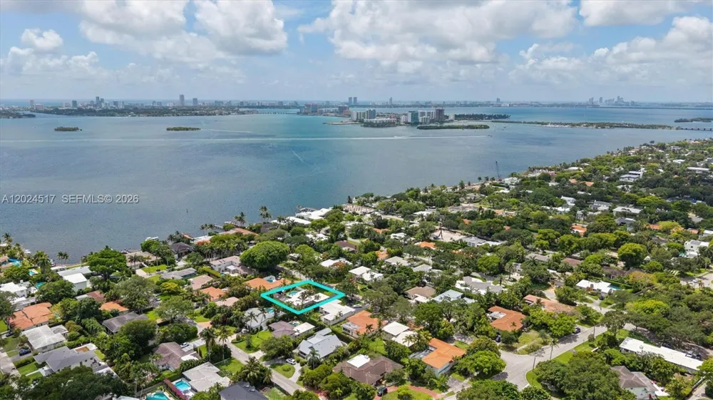 1255 NE 99th St Miami Shores, FL 33138