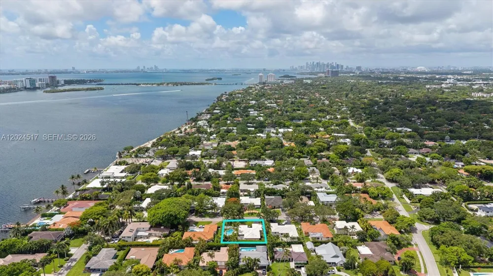 1255 NE 99th St Miami Shores, FL 33138