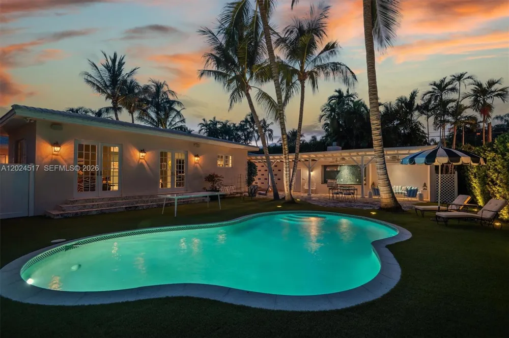 1255 NE 99th St Miami Shores, FL 33138