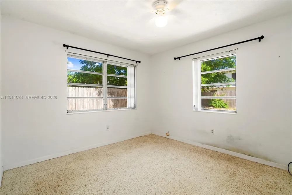 56 SE Marlin Ave Key Largo, FL 33037