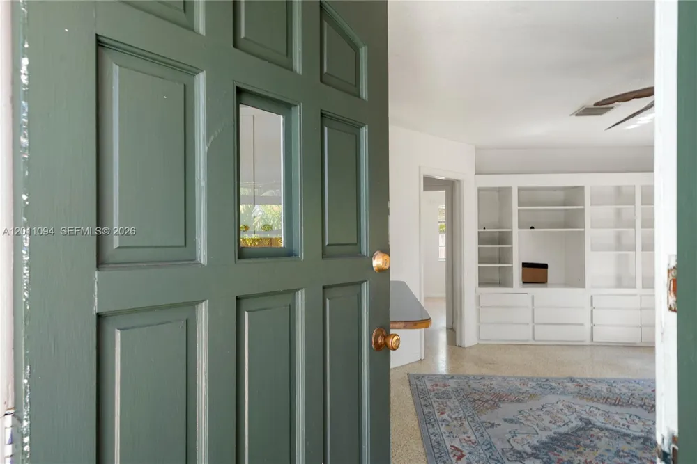 56 SE Marlin Ave Key Largo, FL 33037