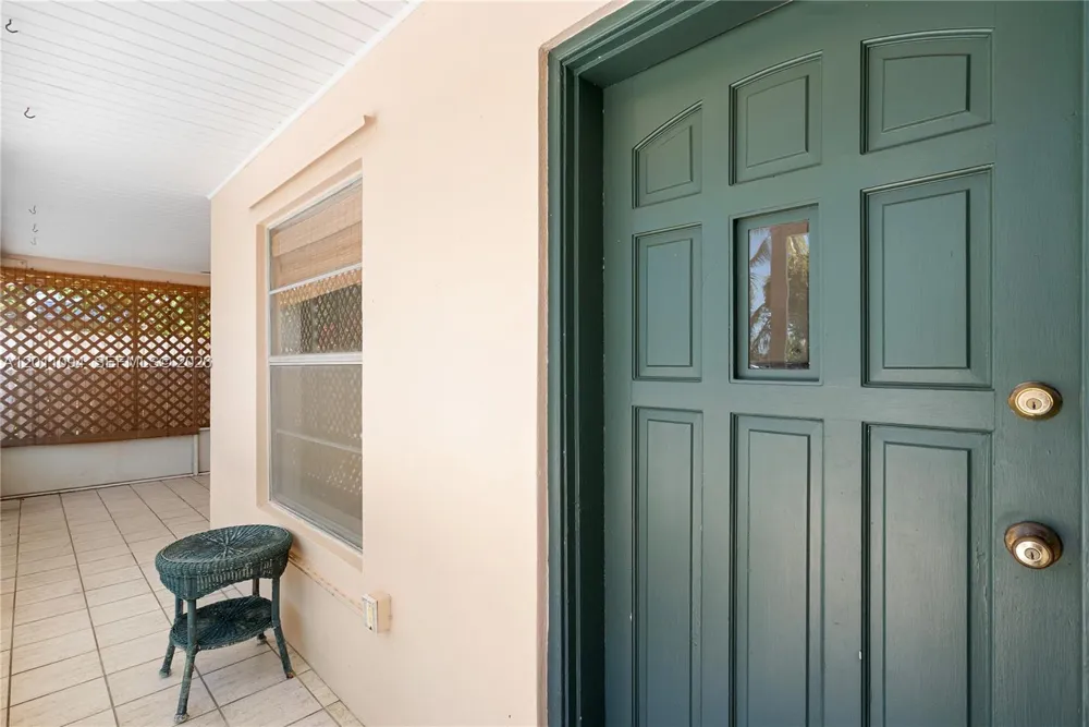 56 SE Marlin Ave Key Largo, FL 33037