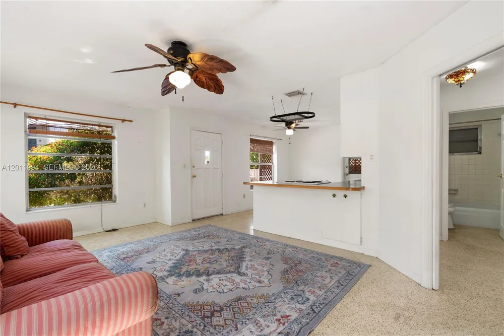 56 SE Marlin Ave Key Largo, FL 33037