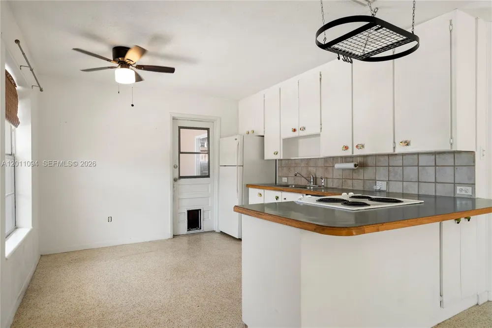 56 SE Marlin Ave Key Largo, FL 33037