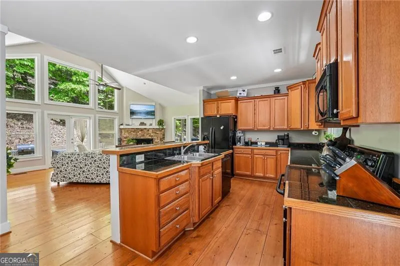 22 Windflower DR Big Canoe, GA 30143