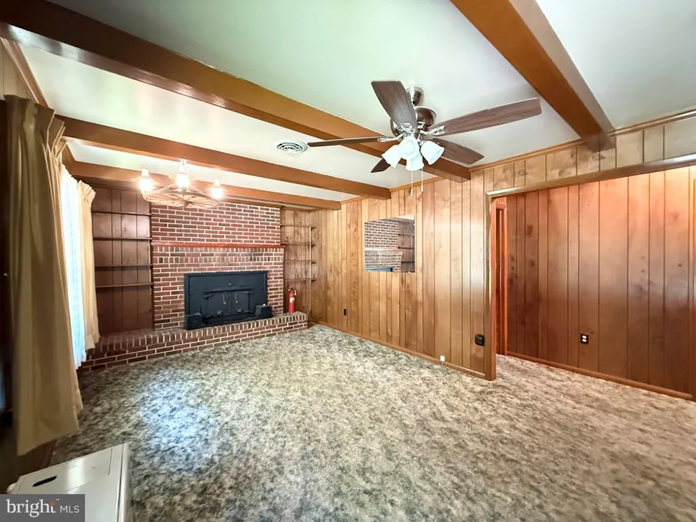 664 SANDY POINT ROAD Heathsville, VA 22473