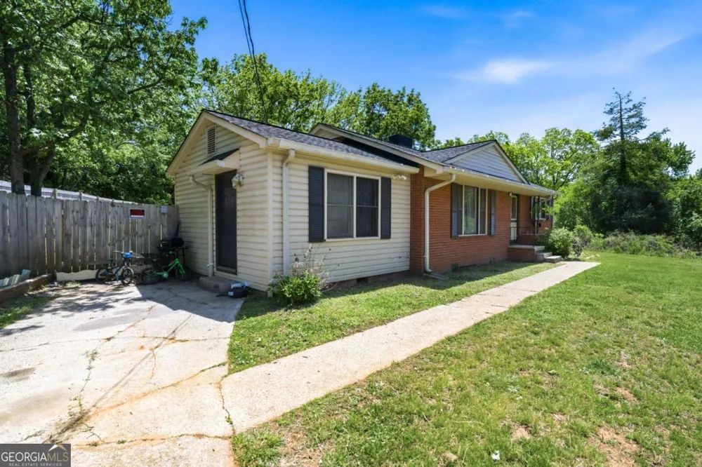 144 Georgia ST Demorest, GA 30535