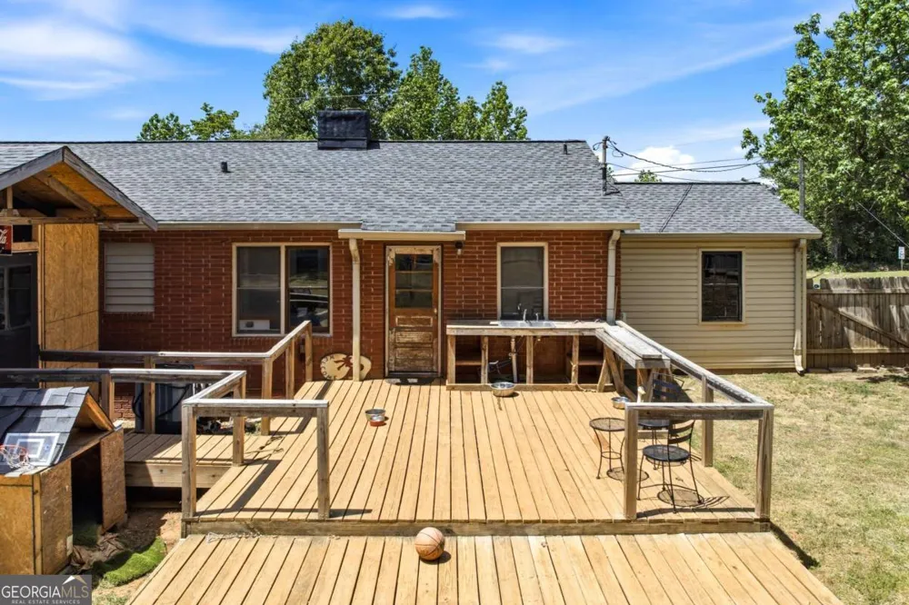 144 Georgia ST Demorest, GA 30535