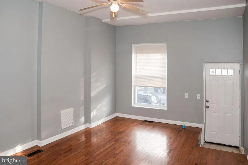 2630 E MONUMENT STREET Baltimore, MD 21205