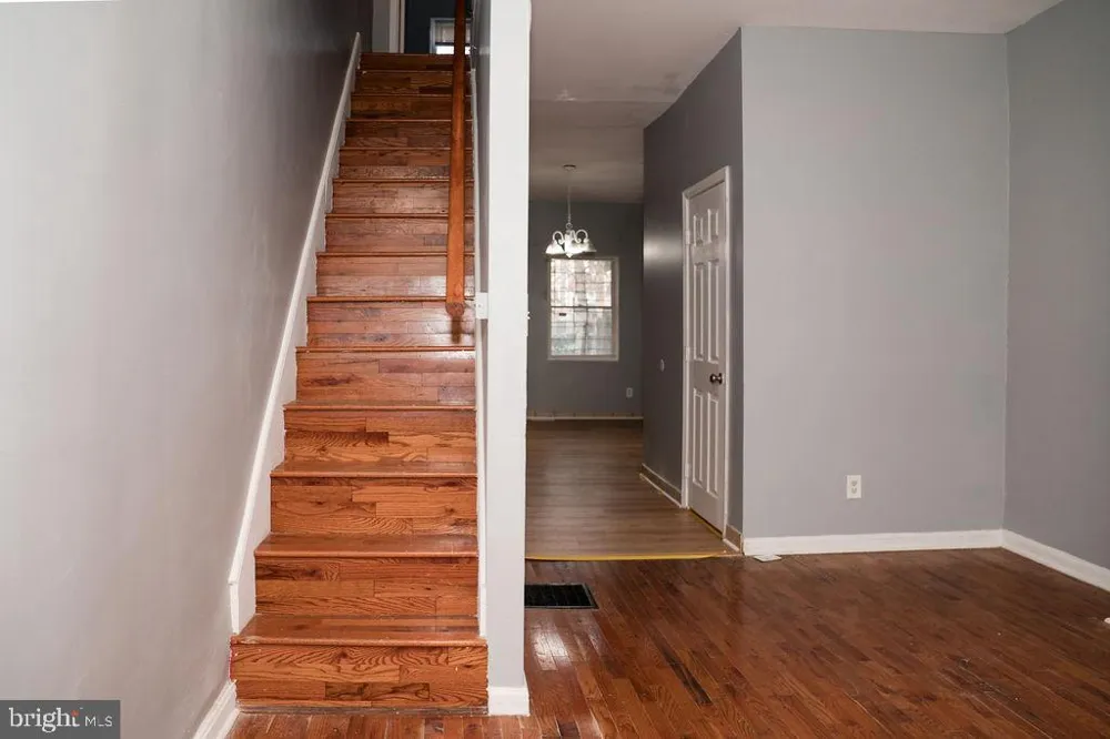2630 E MONUMENT STREET Baltimore, MD 21205