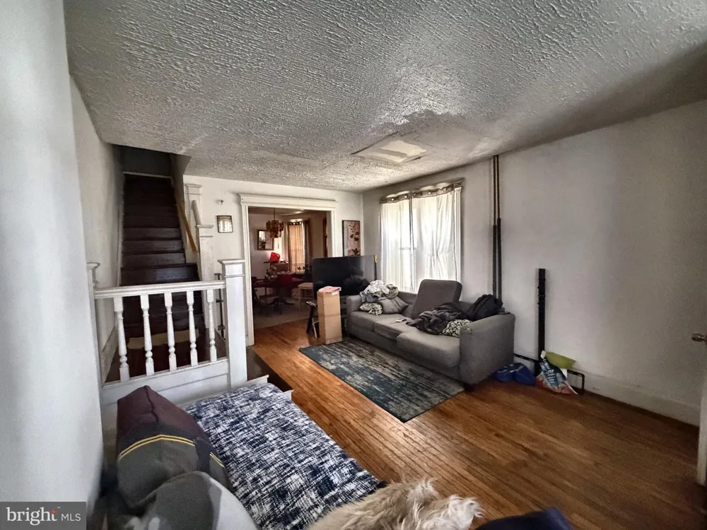 131 HOFFMAN AVENUE Trenton, NJ 08618