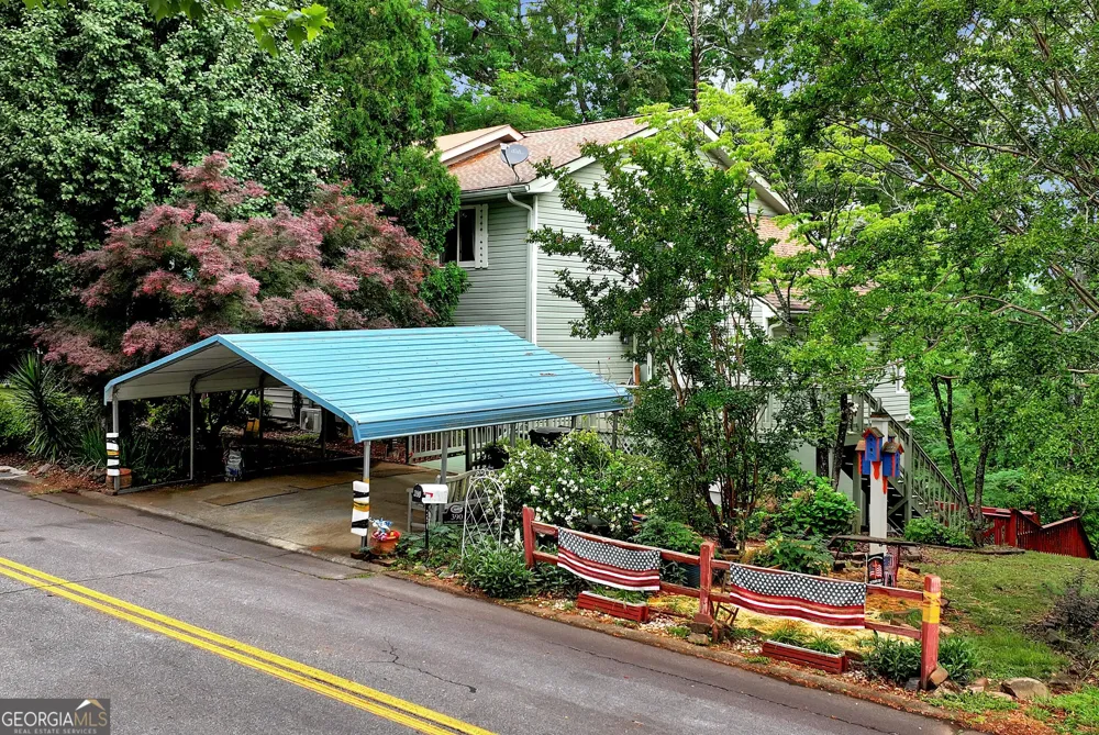 390 Alpenrosen Strasse Helen, GA 30545