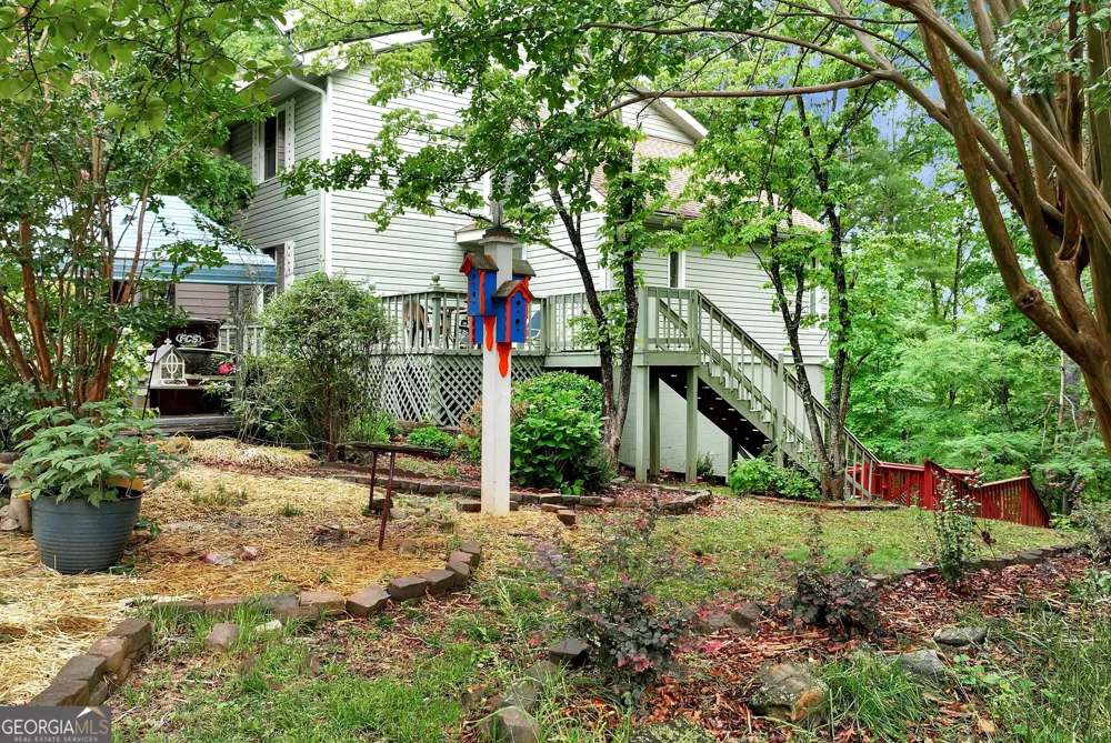 390 Alpenrosen Strasse Helen, GA 30545