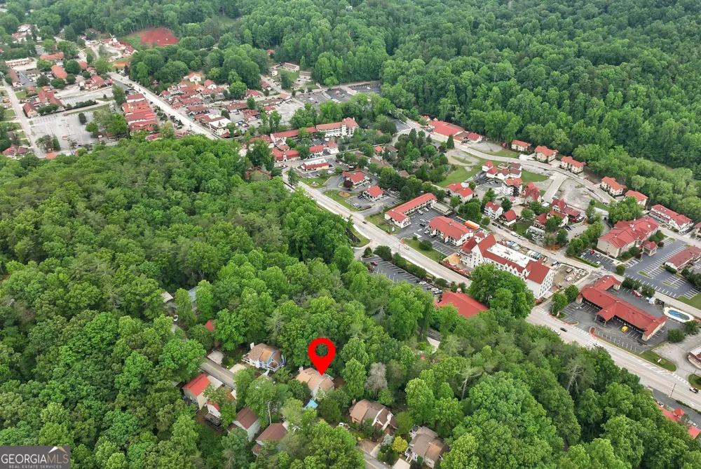 390 Alpenrosen Strasse Helen, GA 30545