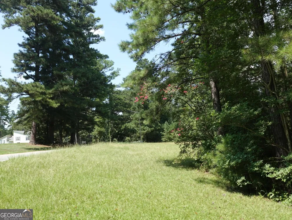 3588 Demooney RD South Fulton, GA 30349