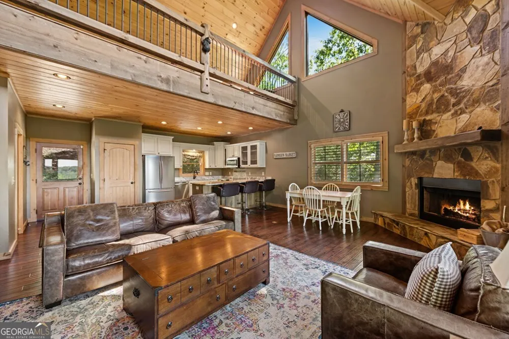 479 Big Timber RD Mineral Bluff, GA 30559