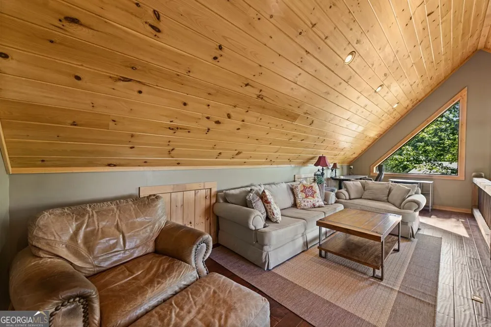 479 Big Timber RD Mineral Bluff, GA 30559
