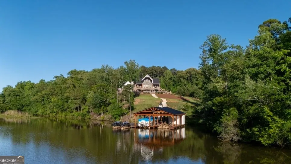 4881 Lickskillet RD Hamilton, GA 31811