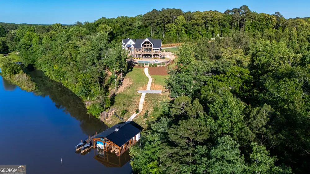 4881 Lickskillet RD Hamilton, GA 31811