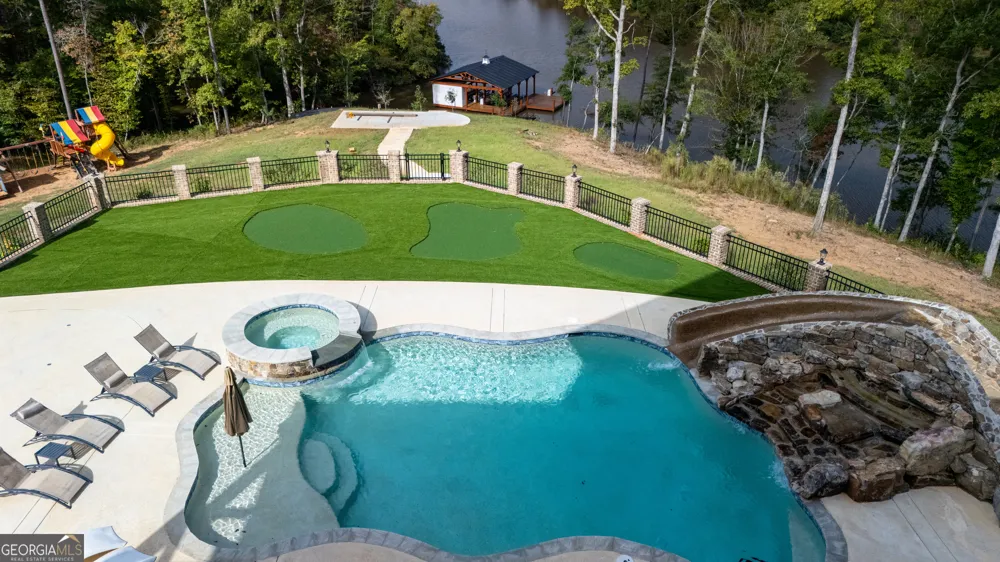 4881 Lickskillet RD Hamilton, GA 31811