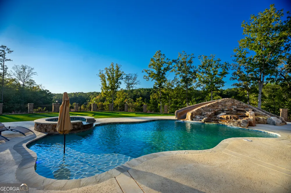 4881 Lickskillet RD Hamilton, GA 31811