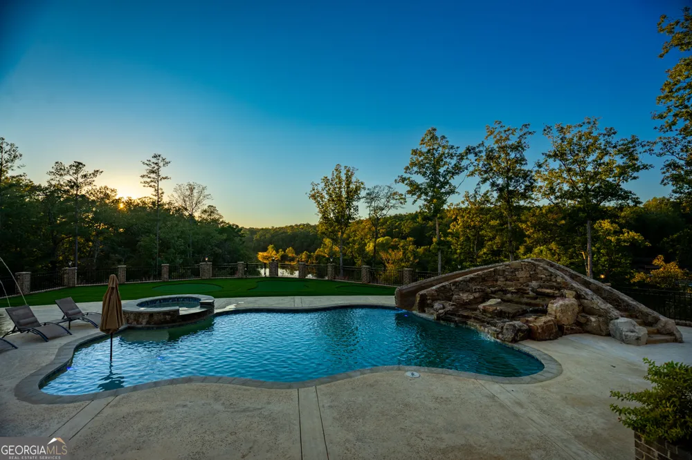 4881 Lickskillet RD Hamilton, GA 31811