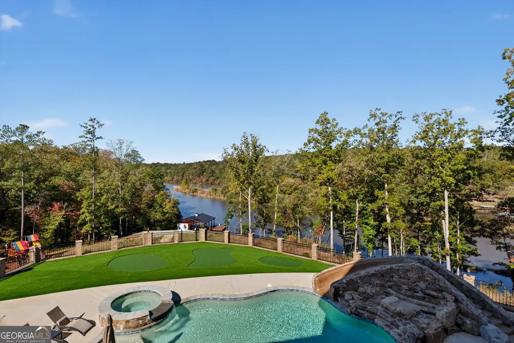 4881 Lickskillet RD Hamilton, GA 31811