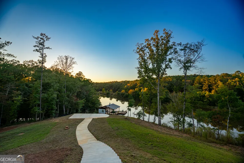 4881 Lickskillet RD Hamilton, GA 31811