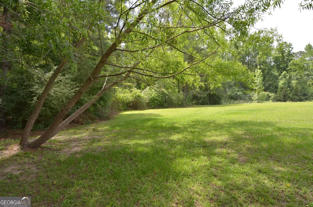 872 Chester HWY Eastman, GA 31023