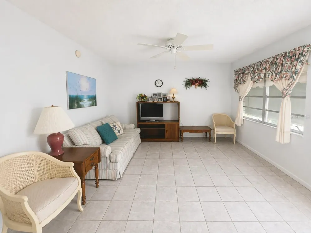 250 ROSERY ROAD NW #328 Largo, FL 33770