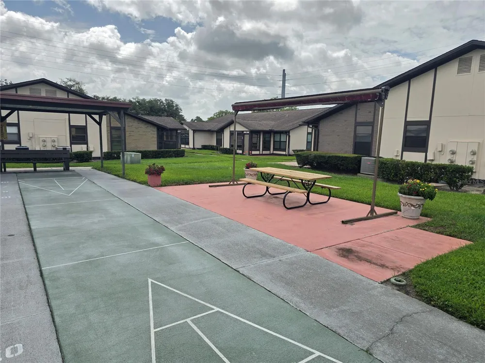 4632 BLOSSOM BOULEVARD #4632 Zephyrhills, FL 33542