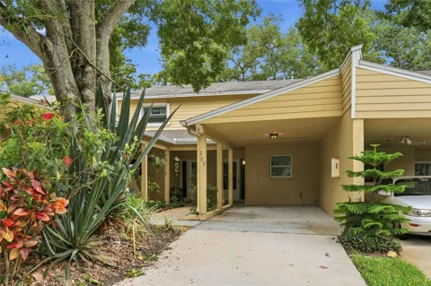 205 SOMERSET LANE