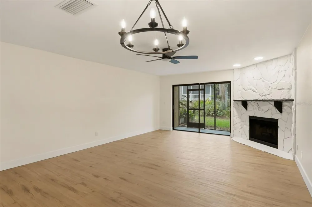 205 SOMERSET LANE Palm Harbor, FL 34684