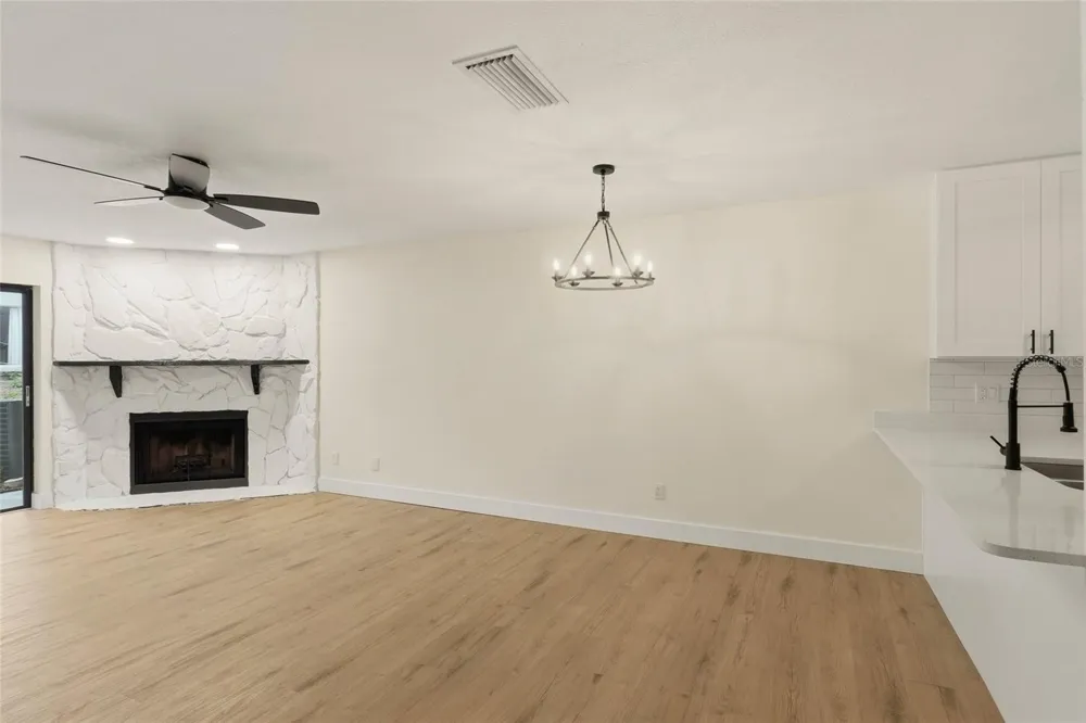 205 SOMERSET LANE Palm Harbor, FL 34684