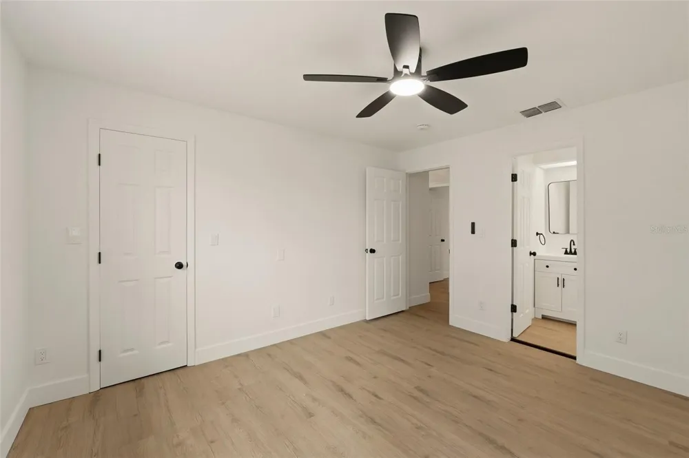 205 SOMERSET LANE Palm Harbor, FL 34684