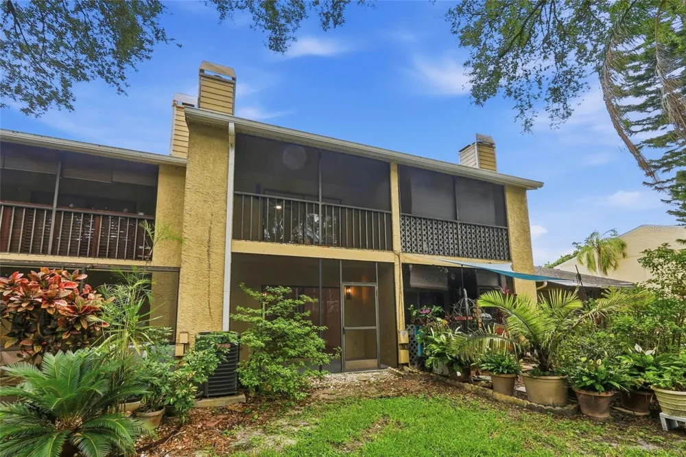 205 SOMERSET LANE Palm Harbor, FL 34684