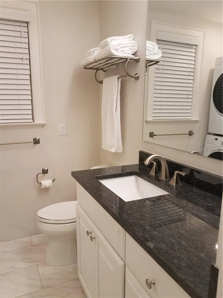 51 MAC EWEN DRIVE #8 Osprey, FL 34229