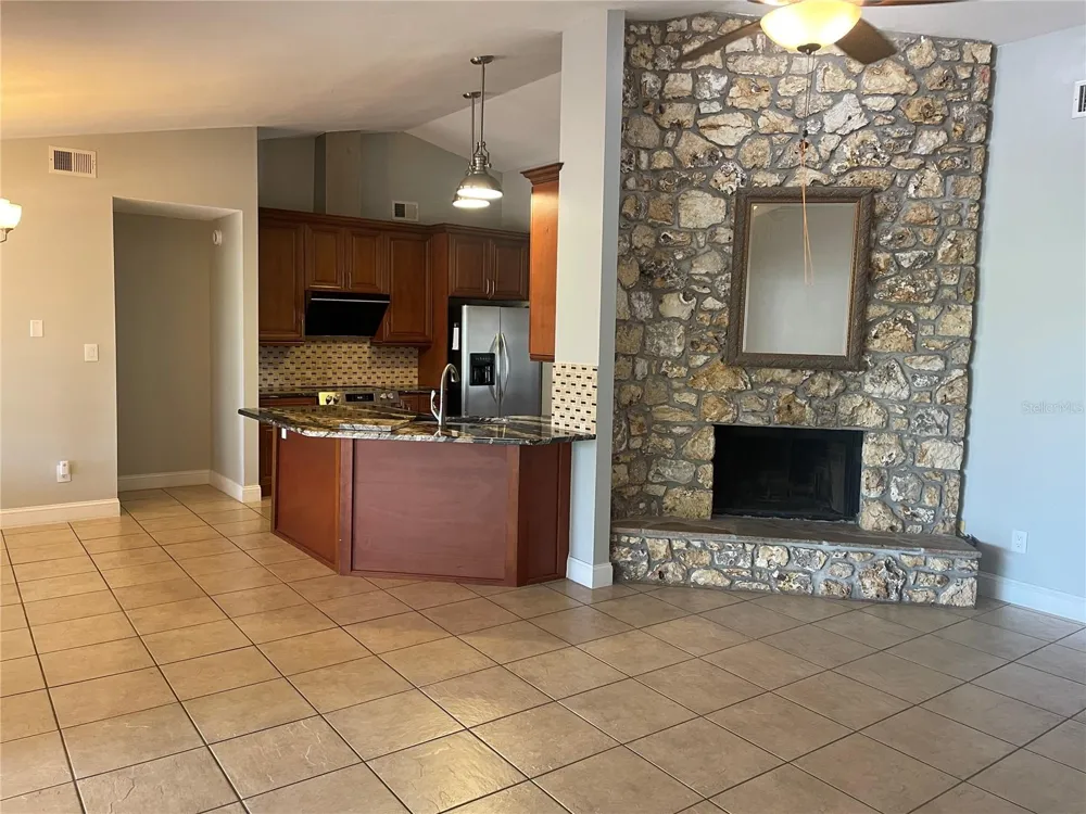 1861 CROWLEY CIRCLE E Longwood, FL 32779