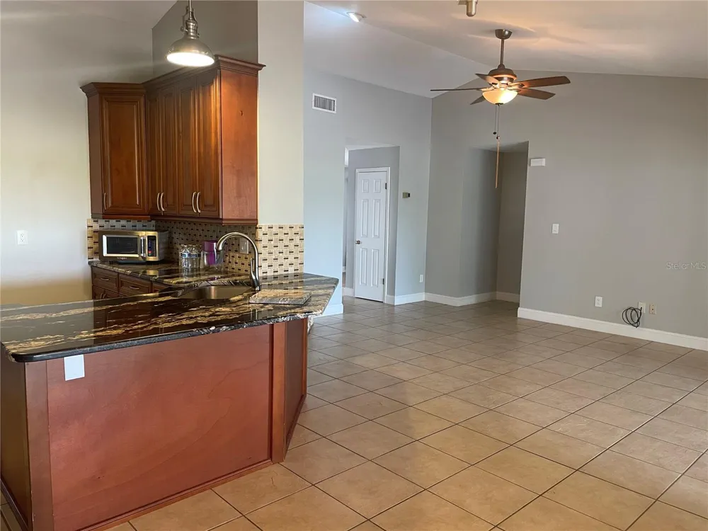 1861 CROWLEY CIRCLE E Longwood, FL 32779