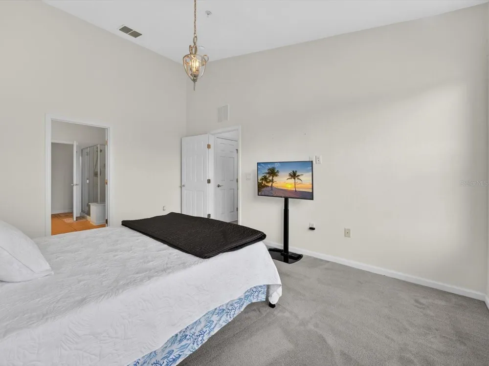 8311 FOSTER DRIVE Davenport, FL 33896